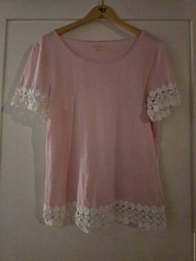 Lilly Pulitzer Light Pink Short Sleeve Tee with White Lace Trim